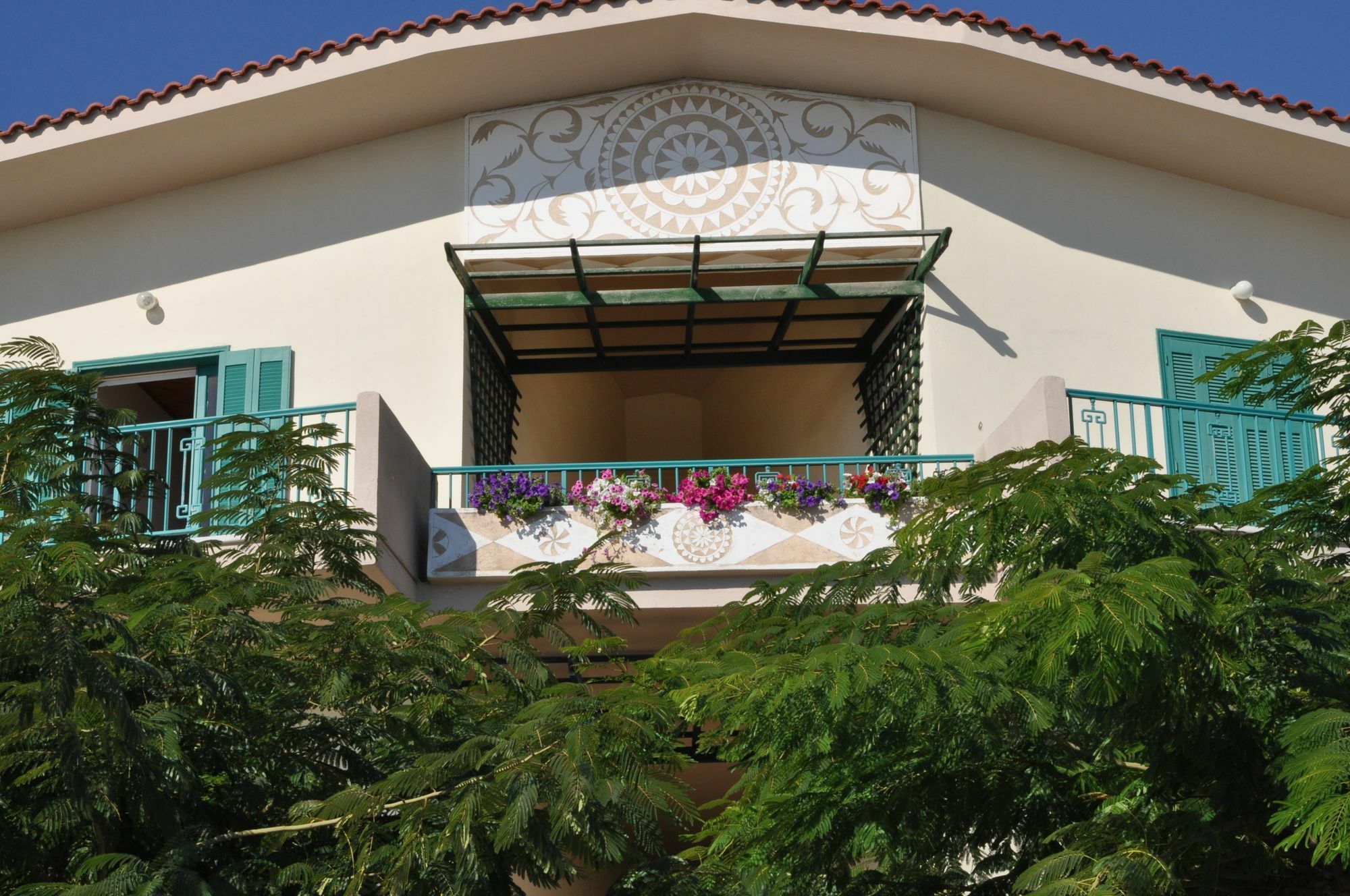 Kyveli Hotel Apartments Vrontados Exterior photo