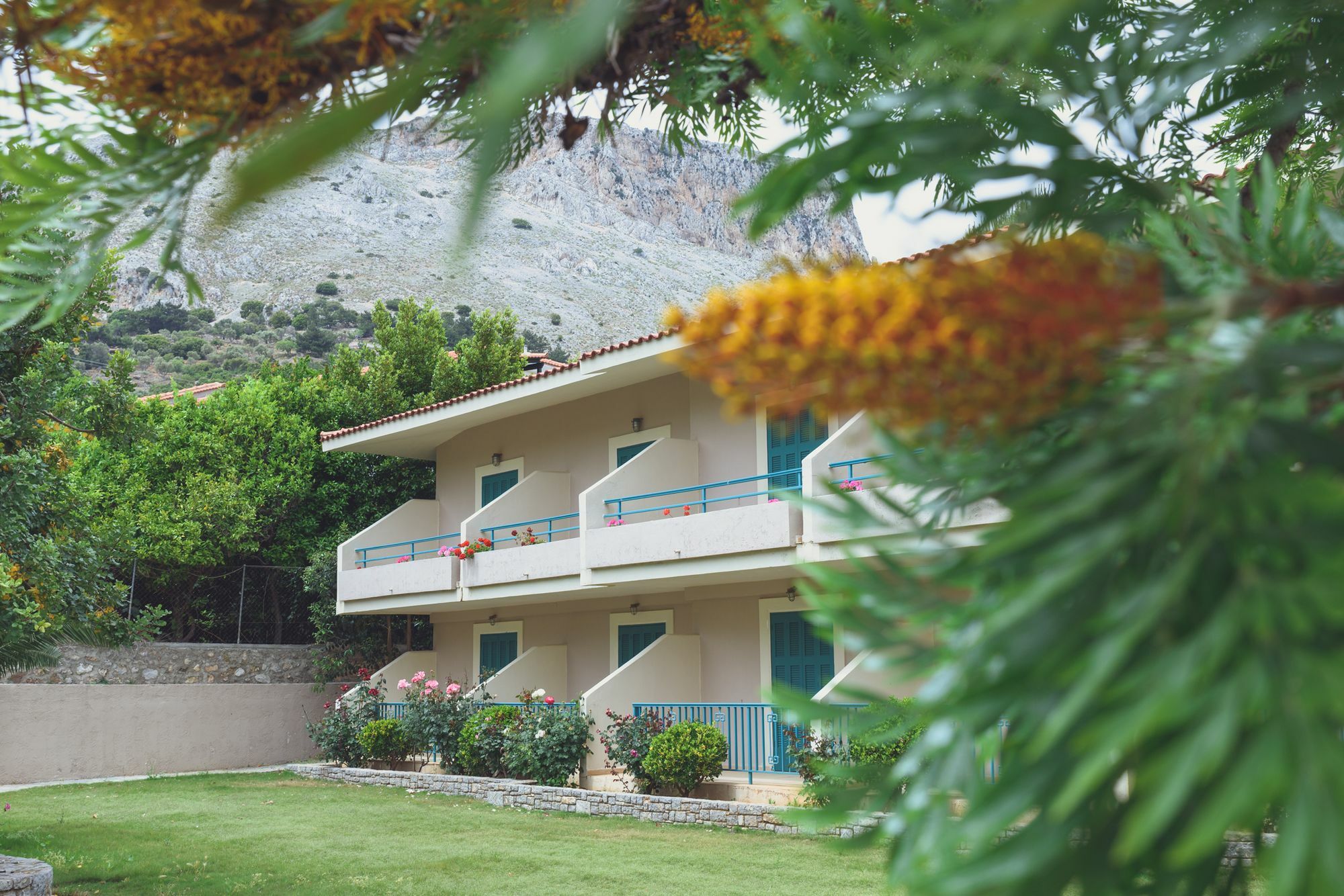 Kyveli Hotel Apartments Vrontados Exterior photo
